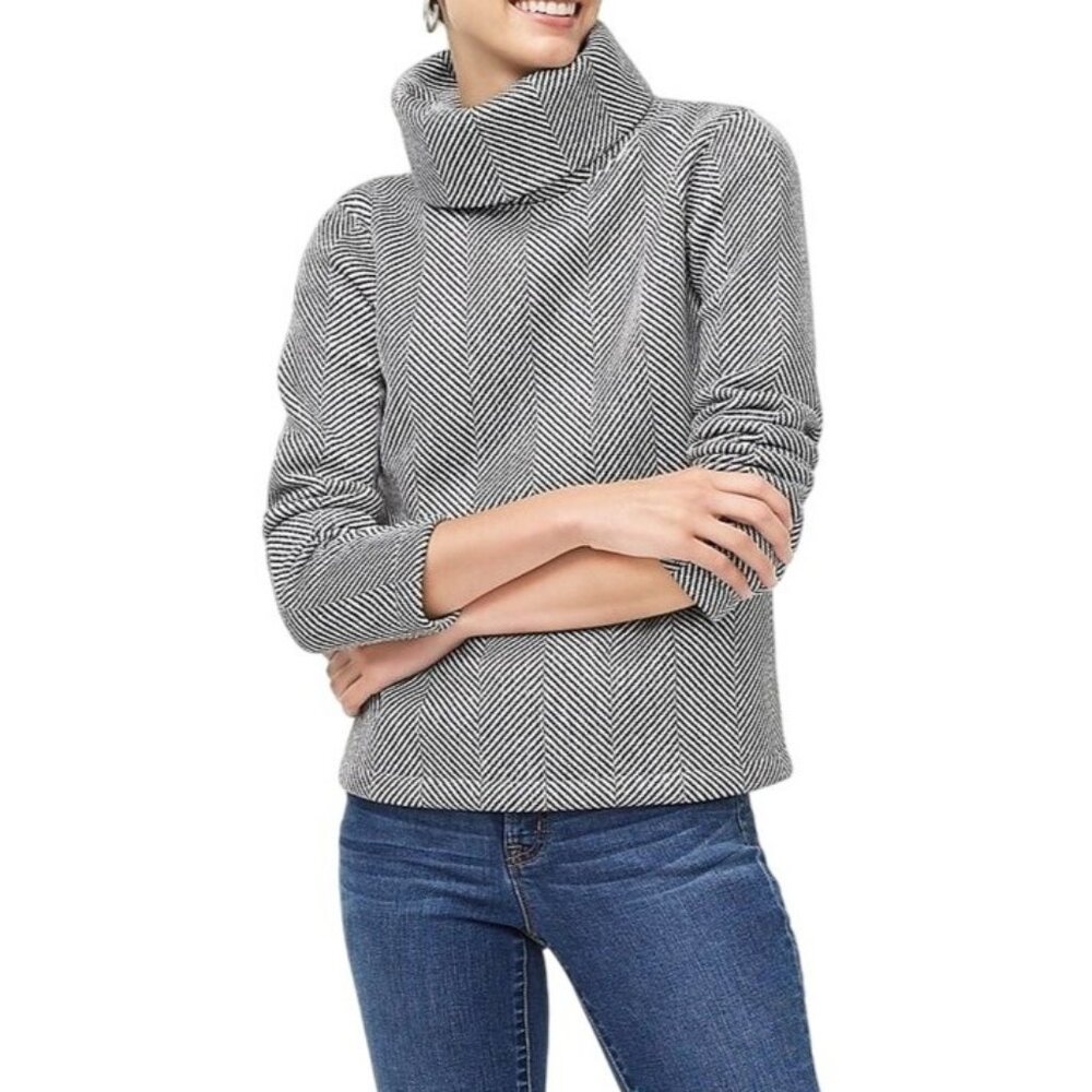J.Crew Womens Sweatshirt Size XS Xsmall Long Sleeve Funnel Neck Herringbone‎